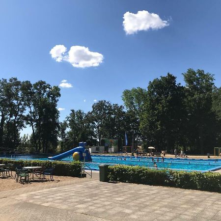 Pension Am Waldbad Seehausen  Buitenkant foto