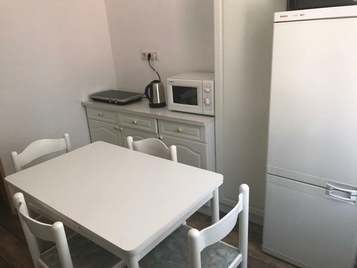Pension Am Waldbad Seehausen  Buitenkant foto